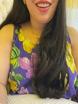 Snapshot of Bold-arabic-vibes chatting on July 16, 12:44 pm Bold-arabic-vibes online show from July 16, 12:44 pm