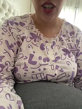 Snapshot of Bold-arabic-vibes chatting on July 20, 1:57 pm Bold-arabic-vibes online show from July 20, 1:57 pm