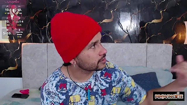 Snapshot of Provincute chatting on February 11, 4:06 am Provincute online show from February 11, 4:06 am