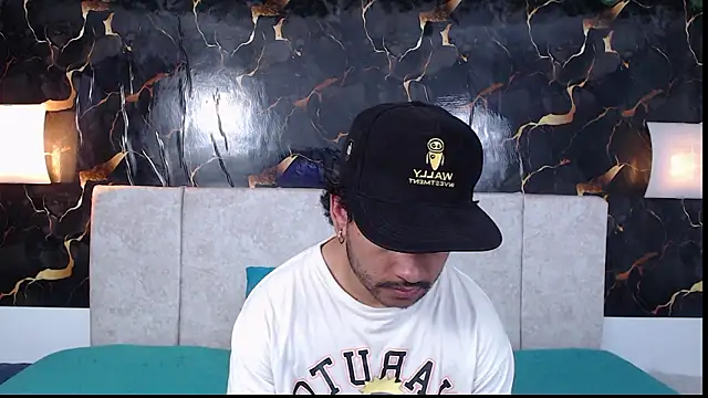 Snapshot of Provincute chatting on March 3, 3:45 am Provincute online show from March 3, 3:45 am