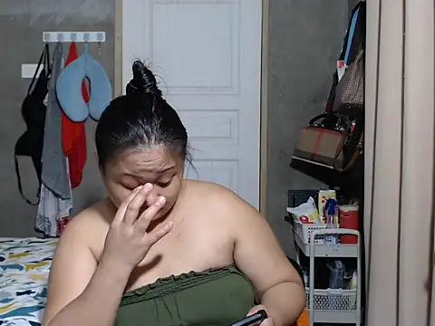 jengrey online show from November 18, 2:50 am