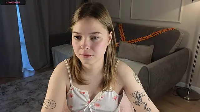 patriciapink online show from October 29, 9:55 am