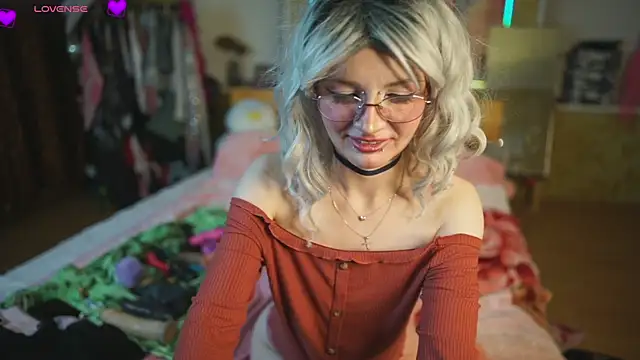 Dia Angel online show from April 24, 6:43 pm