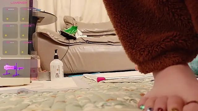 fox-yiyi online show from April 22, 11:56 am