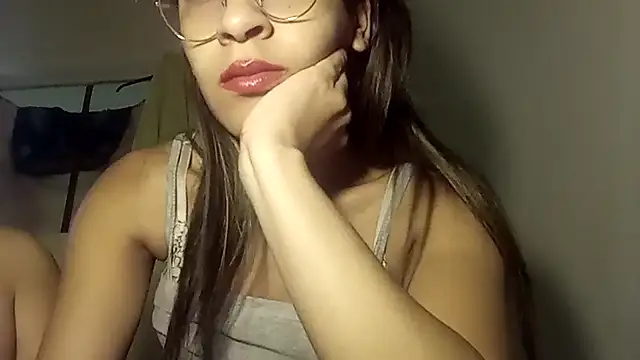Snapshot of lily_blues chatting on July 8, 12:15 am lily blues online show from July 8, 12:15 am