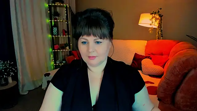 Snapshot of CrystaalStaar chatting on June 11, 8:40 pm CrystaalStaar online show from June 11, 8:40 pm