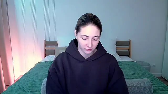 SensitiveSooul online show from April 22, 7:37 pm