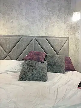 Im Manu online show from March 19, 8:24 pm