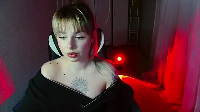 AngelicaHollywood online show from February 19, 10:17 pm