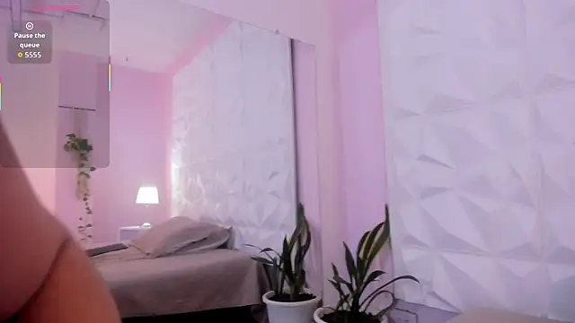 HannahToons online show from January 11, 4:06 am