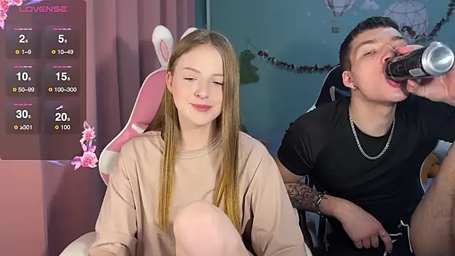 Snapshot of stefaniyaaa chatting on November 2, 9:28 pm stefaniyaaa online show from November 2, 9:28 pm