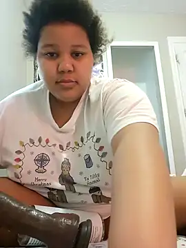 chocolate bella online show from October 1, 1:50 pm