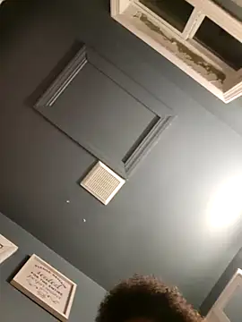 chocolate bella online show from March 2, 4:03 am