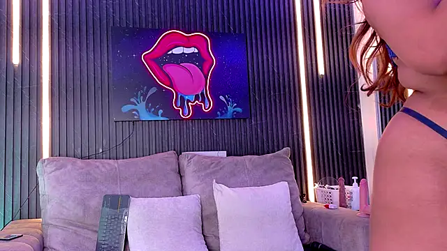 SophiaSummer online show from October 8, 11:52 am