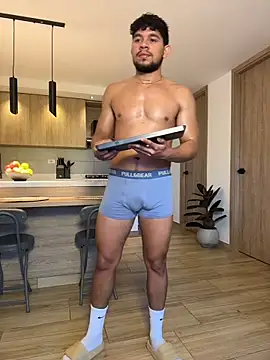 austin spears  online show from April 20, 11:06 pm