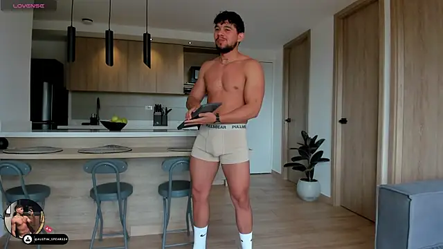 austin spears  online show from April 22, 10:11 pm