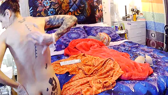 Snapshot of gypsyadventures1 chatting on October 7, 3:53 pm gypsyadventures1 online show from October 7, 3:53 pm