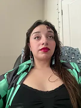 CharmingMaddie online show from February 18, 6:04 pm