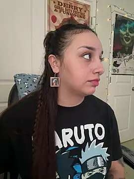 CharmingMaddie online show from March 11, 5:19 pm