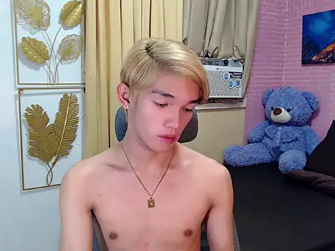 fuckerfriendsxx online show from April 21, 12:00 pm