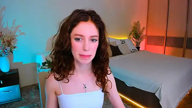 ChristinaConteeree online show from October 4, 11:19 am