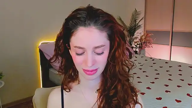 ChristinaConteeree online show from April 23, 1:24 pm