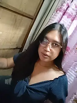 Snapshot of Romantic_Sabrina chatting on July 8, 5:56 am Romantic Sabrina online show from July 8, 5:56 am