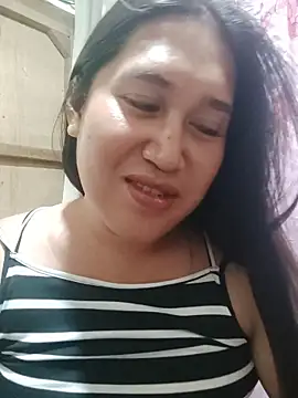 Snapshot of Romantic_Sabrina chatting on July 20, 7:00 am Romantic Sabrina online show from July 20, 7:00 am