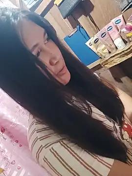 Snapshot of Romantic_Sabrina chatting on July 30, 1:04 am Romantic Sabrina online show from July 30, 1:04 am