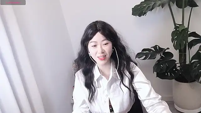 Emmaq996 online show from January 19, 3:54 am