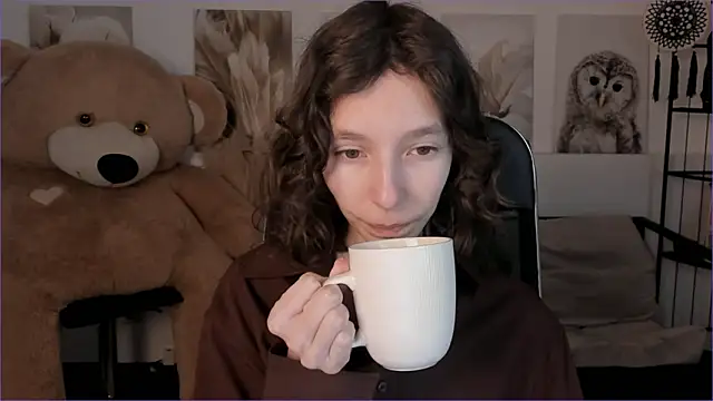 EmmanuellBrown online show from January 17, 4:06 am