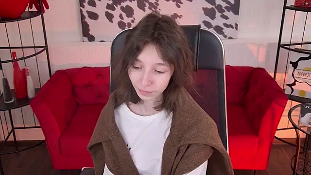 EmmanuellBrown online show from March 11, 10:10 am