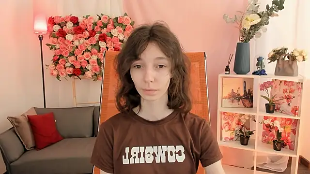 EmmanuellBrown online show from March 29, 4:23 am