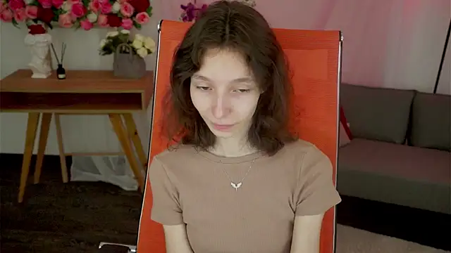 EmmanuellBrown online show from April 11, 1:21 am