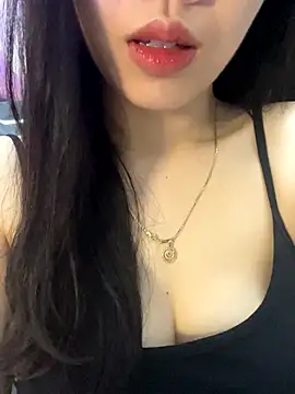 Snapshot of Mon_monbaby chatting on October 19, 5:35 pm Mon monbaby online show from October 19, 5:35 pm