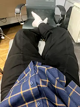 Yammy AssHole online show from October 19, 7:25 pm