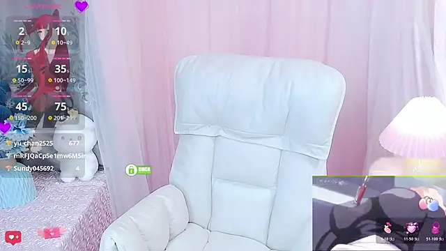 Snapshot of mumubaby- chatting on November 22, 3:49 am mumubaby- online show from November 22, 3:49 am