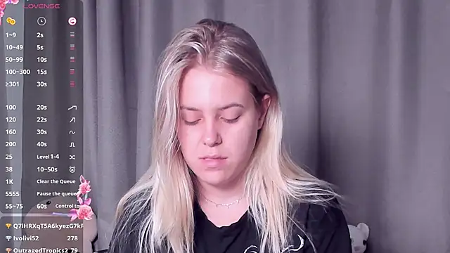 Snapshot of AngelAnty chatting on September 13, 3:56 pm AngelAnty online show from September 13, 3:56 pm