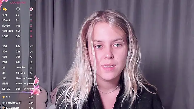 Snapshot of AngelAnty chatting on September 21, 3:35 pm AngelAnty online show from September 21, 3:35 pm