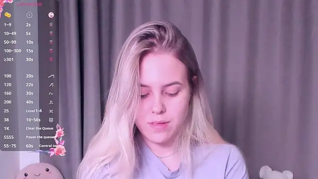 Snapshot of AngelAnty chatting on October 20, 3:01 pm AngelAnty online show from October 20, 3:01 pm