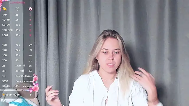 Snapshot of AngelAnty chatting on October 23, 4:06 pm AngelAnty online show from October 23, 4:06 pm