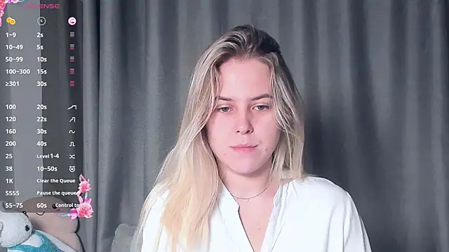 Snapshot of AngelAnty chatting on October 24, 3:08 pm AngelAnty online show from October 24, 3:08 pm