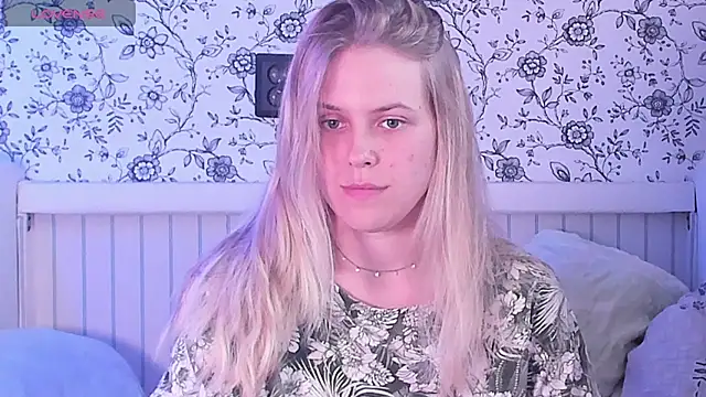Snapshot of AngelAnty chatting on June 26, 3:27 pm AngelAnty online show from June 26, 3:27 pm