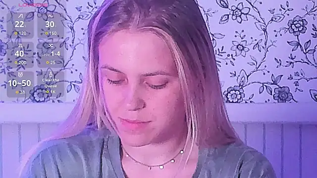 Snapshot of AngelAnty chatting on July 22, 5:27 pm AngelAnty online show from July 22, 5:27 pm