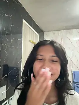 lynn9000 online show from September 30, 6:51 am