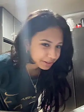 lynn9000 online show from November 3, 4:36 am