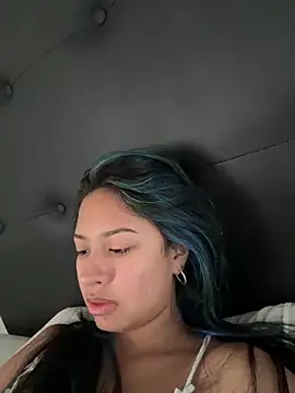 lynn9000 online show from February 19, 8:38 pm