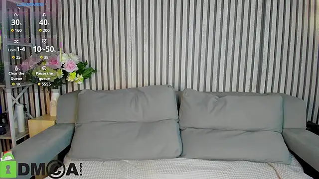 Snapshot of Michele_Greenn chatting on October 15, 1:17 am Michele Greenn online show from October 15, 1:17 am