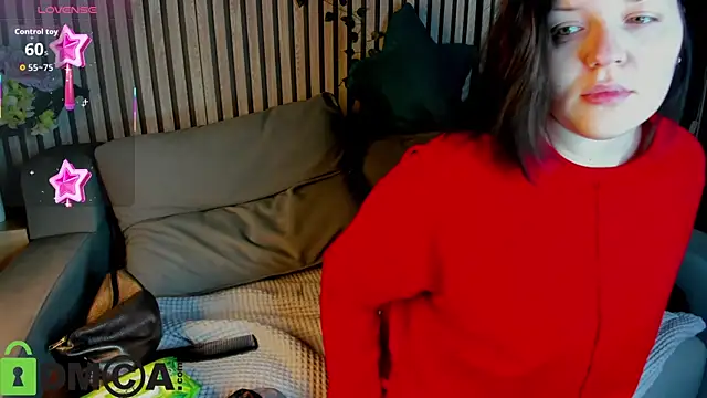 Snapshot of Michele_Greenn chatting on December 14, 1:44 am Michele Greenn online show from December 14, 1:44 am