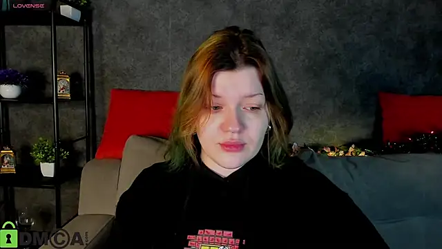 Michele Greenn online show from January 10, 1:07 am